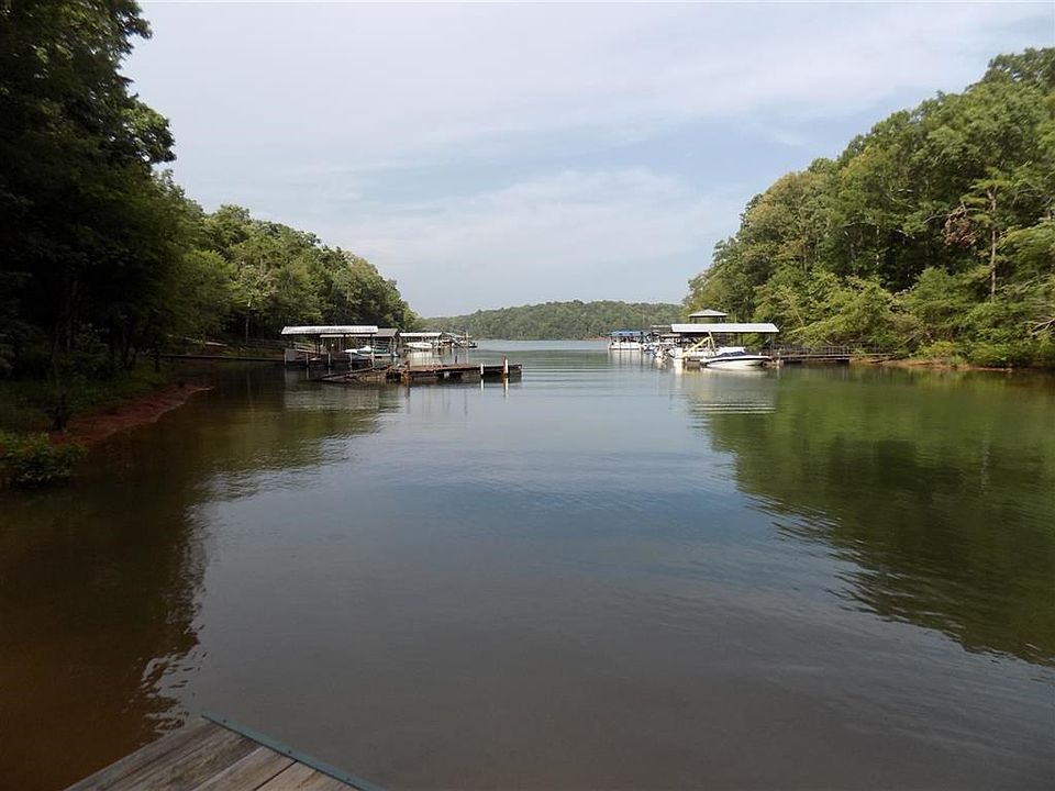 1st image of 1302 Pine Lake Dr