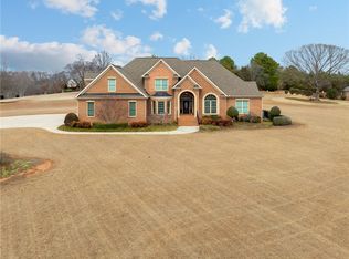 100 Farm Terrace Ct, Easley, SC 29642