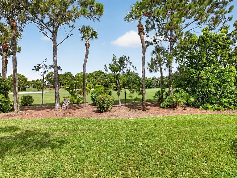7473 Glendevon Ln #402 — Photo 35