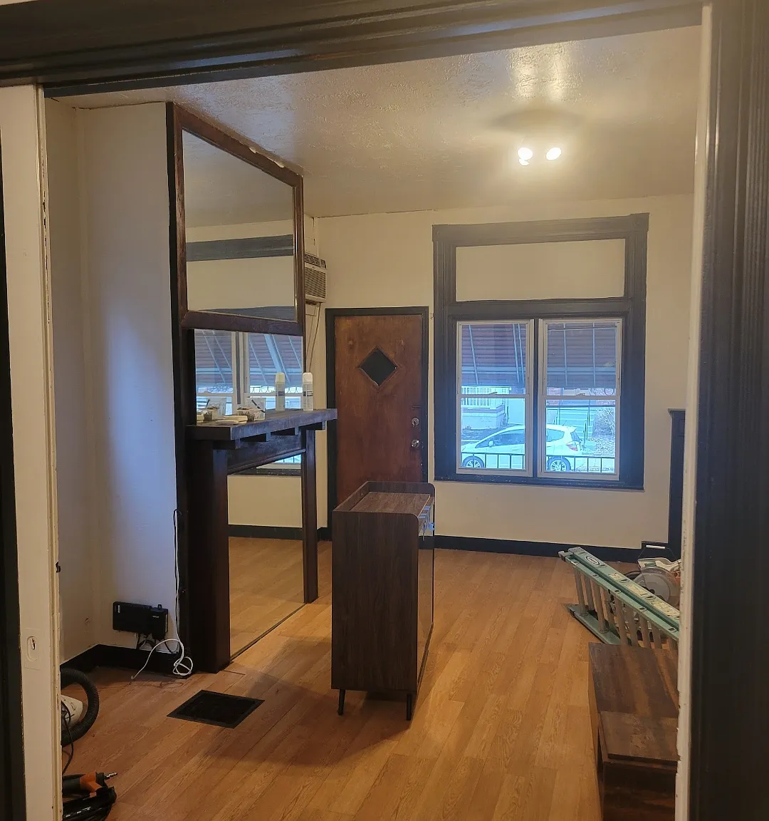 Studio, 400 sqft, $700 — Photo 3