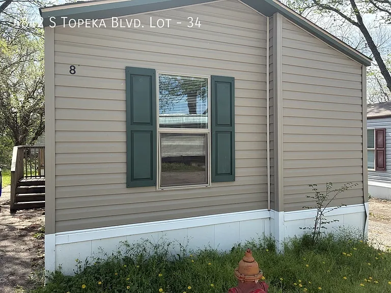 4842 S Topeka Blvd #34 — Photo 16