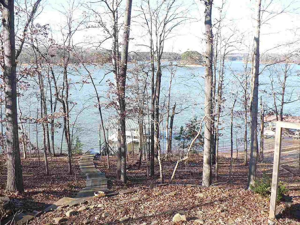 1st image of 297 Bow Ct