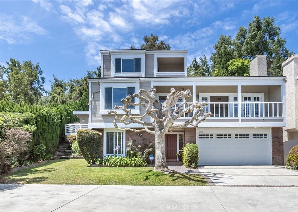 1st image of 2916 Briarwood Dr
