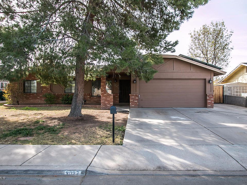 1st image of 3027 E Delta Ave