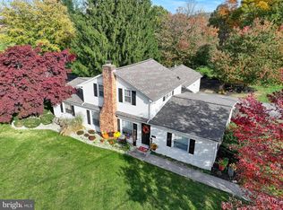 132 Old Mill Rd, Ephrata, PA 17522