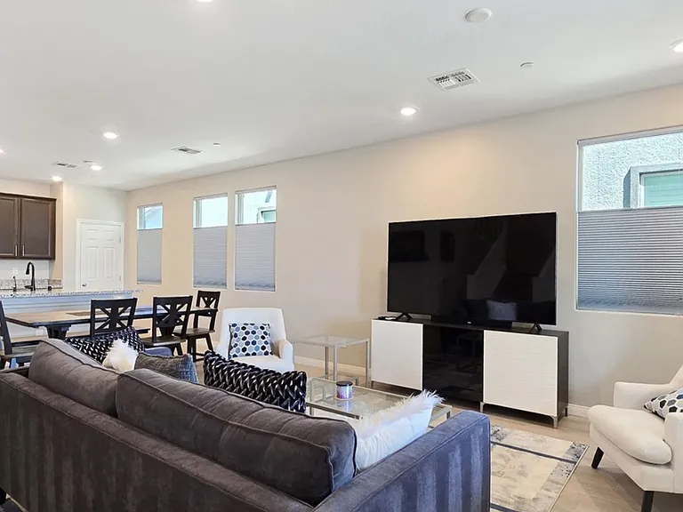 486 Mahogany Ridge St — Photo 5
