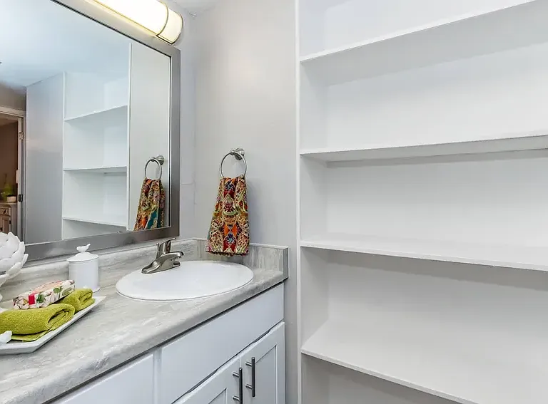 Shadowtree Apartment Homes — Photo 43