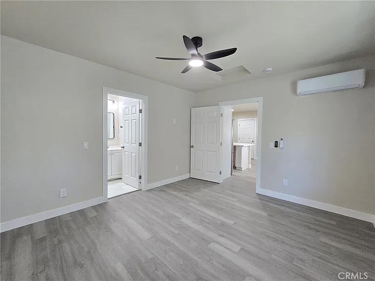 4653 Emerson St — Photo 12