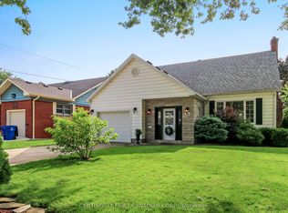 26 Grand Ave, Chatham Kent, ON N8A4J9