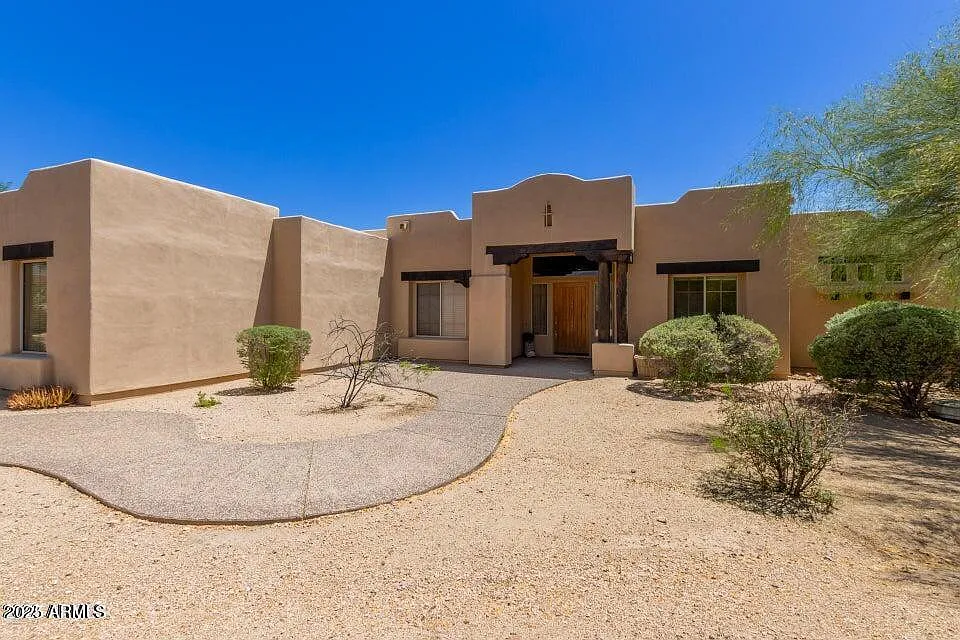3 bed, 2.5 bath, 3223 sqft, $3,750 — Photo 3