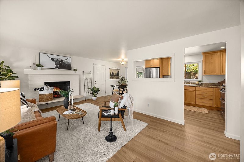 2nd image of 22101 38th Avenue W