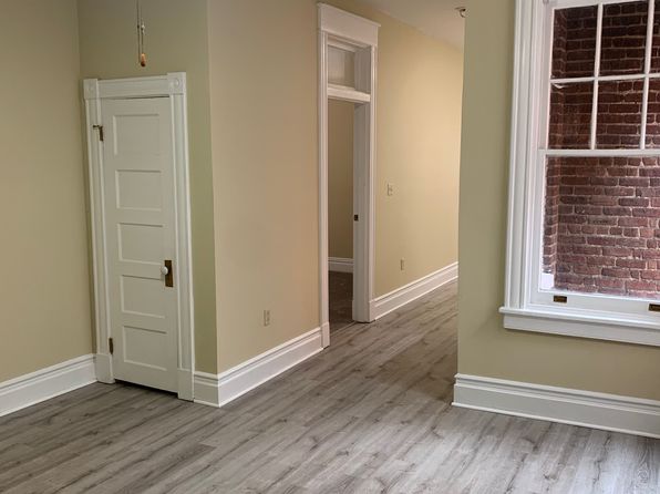 419 W Grace St APT 201