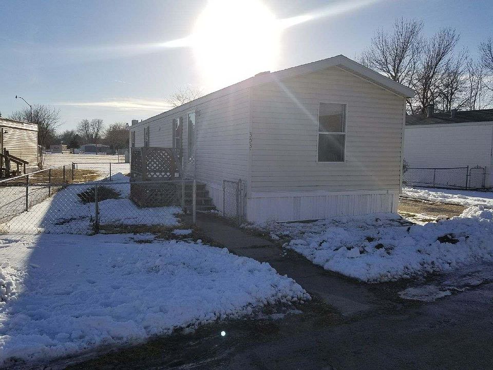 2nd image of 2900 Grand Ave Lot 353