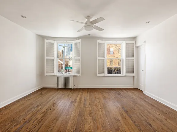 210 Franklin St #2, Brooklyn, NY 11222