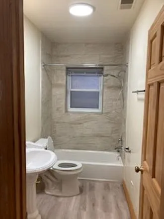 Main bathroom