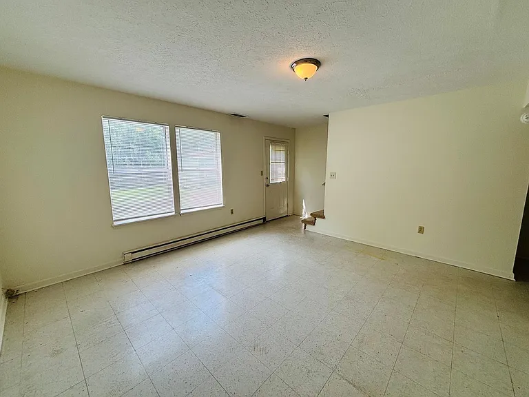355 Wakeman Ct NE — Photo 12
