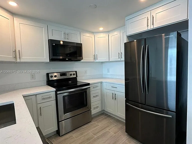 1250 S Miami Ave #1707 — Photo 2