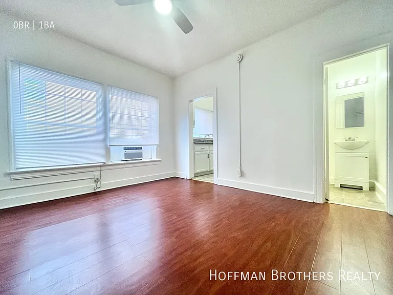1735 N Gramercy Pl #211 — Photo 6