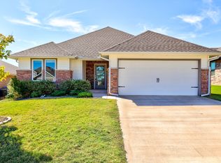 3732 Pettit Blvd, Edmond, OK 73012