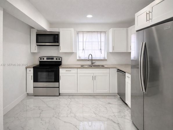 3440 NW 206th St