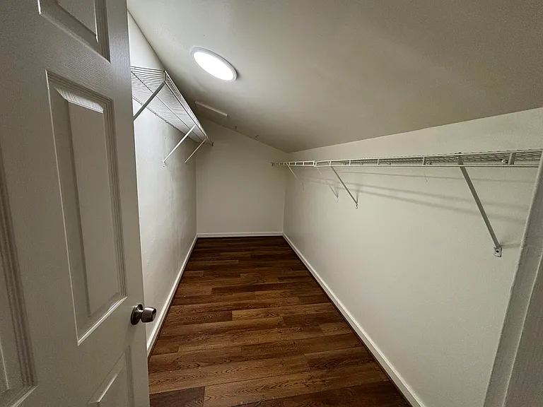 233 Monroe St #A — Photo 11