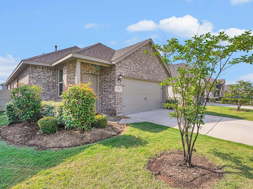 17121 Upland Bent Ct