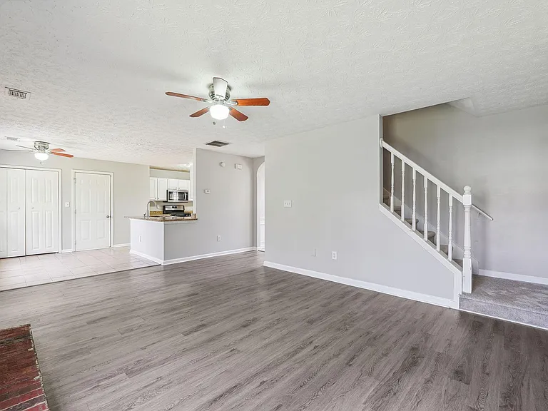 1345 Holleybrooke Dr — Photo 8