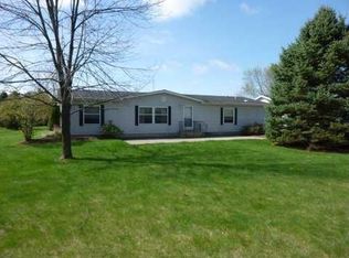 10801 County Rd N, Lyons, OH 43533