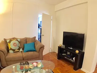 Rented by R New York