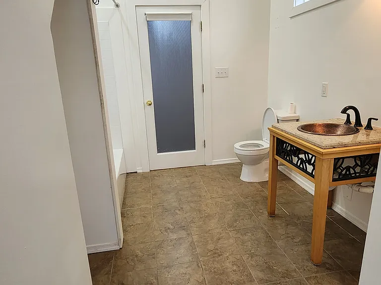 199 Liberty St SW #301 — Photo 8