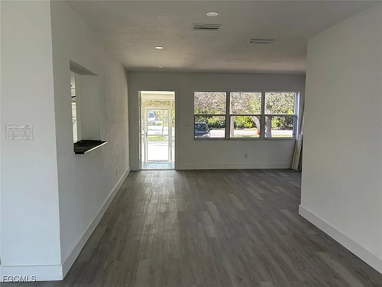 3835 Arlington St — Photo 15
