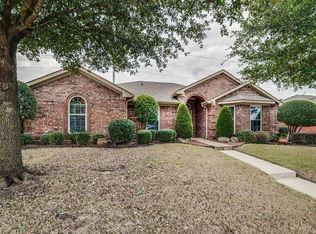 307 Choctaw Trl, Waxahachie, TX 75165