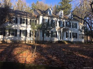 7310 E Quaker Rd, Orchard Park, NY 14127