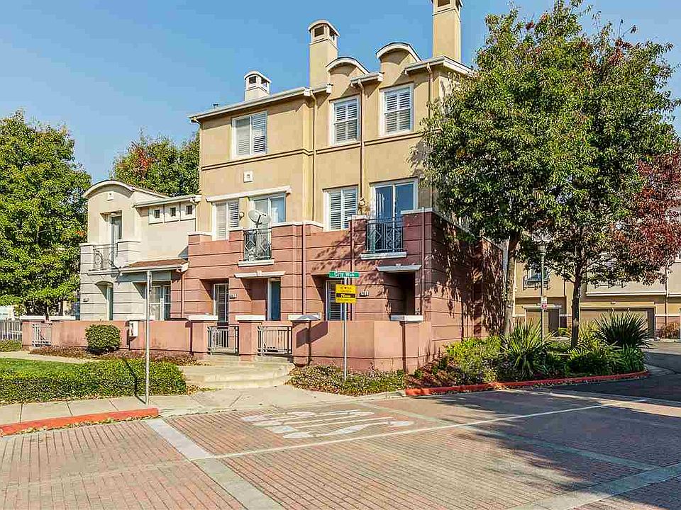1st image of 746 City Walk Pl APT 3