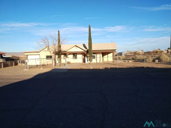 446 North St, Lordsburg, NM 88045