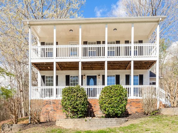 1310 Candlewood Dr