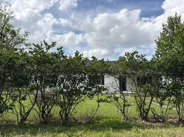 3225 Oakland Rd N, Lakeland, FL 33801