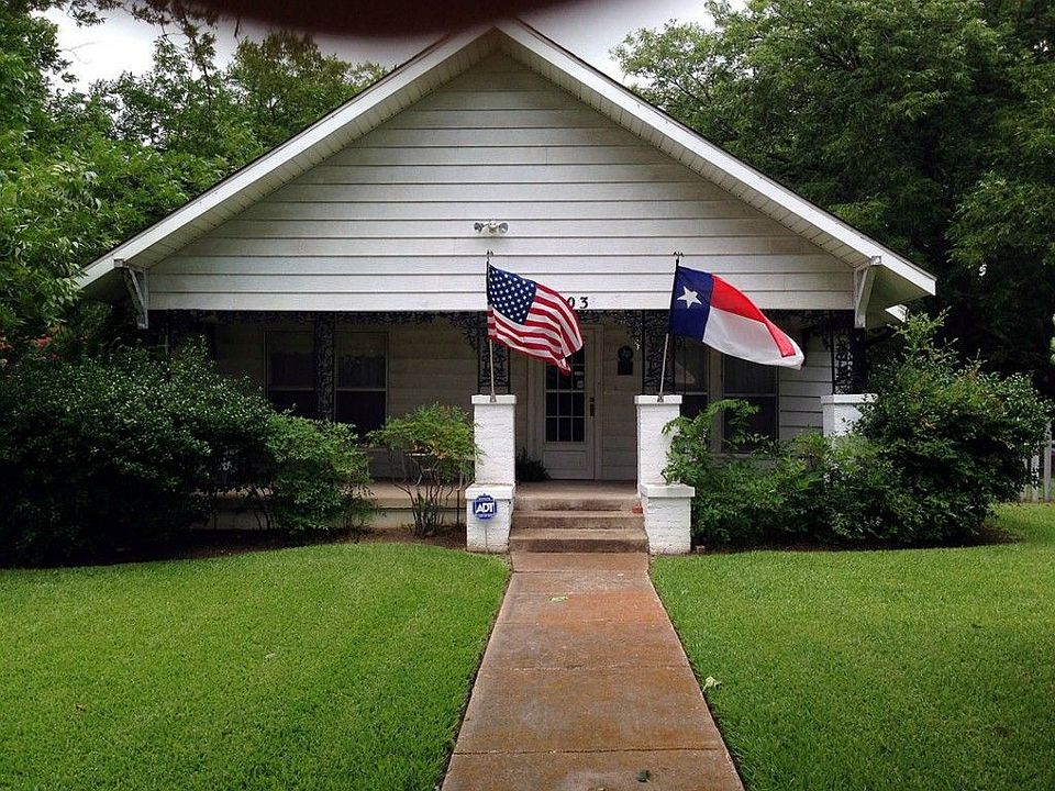 1st image of 303 N Keefer Dr