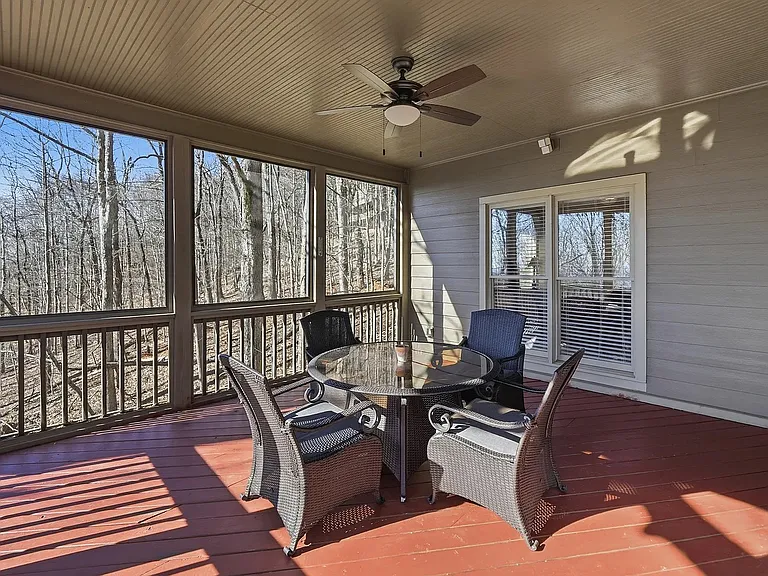 425 Sanderlin Mountain Dr — Photo 6