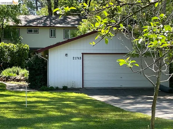 21743 Water Oak Dr, Sonora, CA 95370