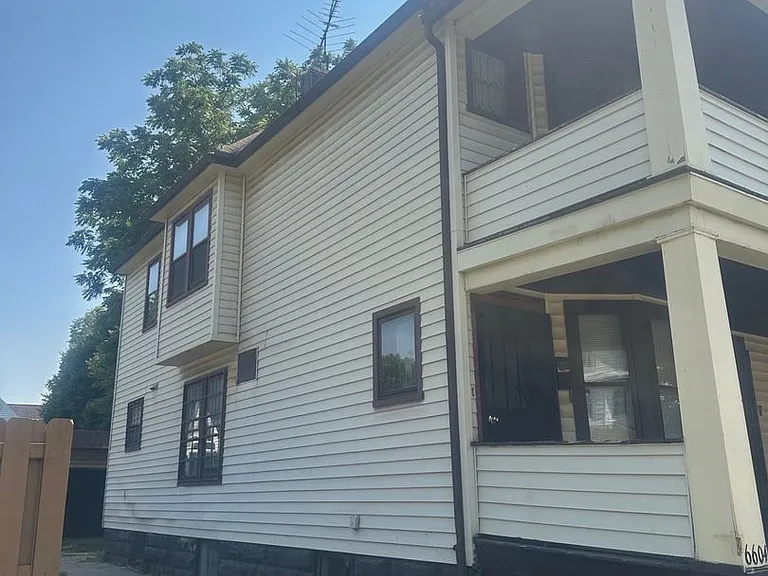 6604 Bonna Ave — Photo 2
