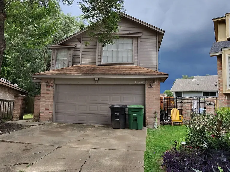 12402 Atlaw Dr — Photo 1