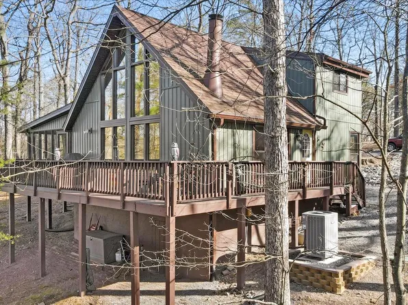 321 Club House Rdg, Hedgesville, WV 25427
