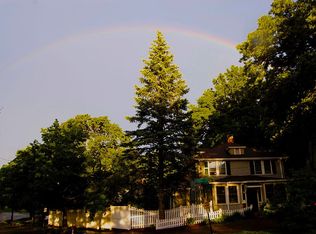 8 Central Close, Newton, MA 02466