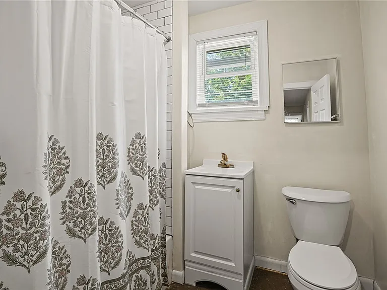 409 S Aurora St — Photo 23