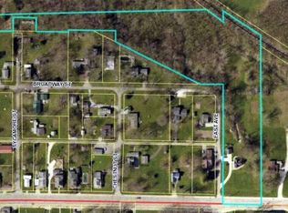 843 National Rd, Cambridge City, IN 47327