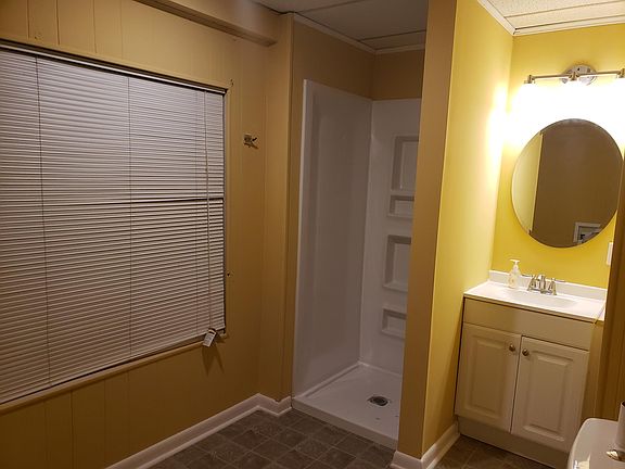 5th image of 1215 Oglewood Ave