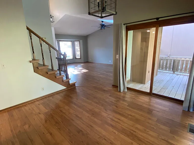 12916 S 28th Ave — Photo 7