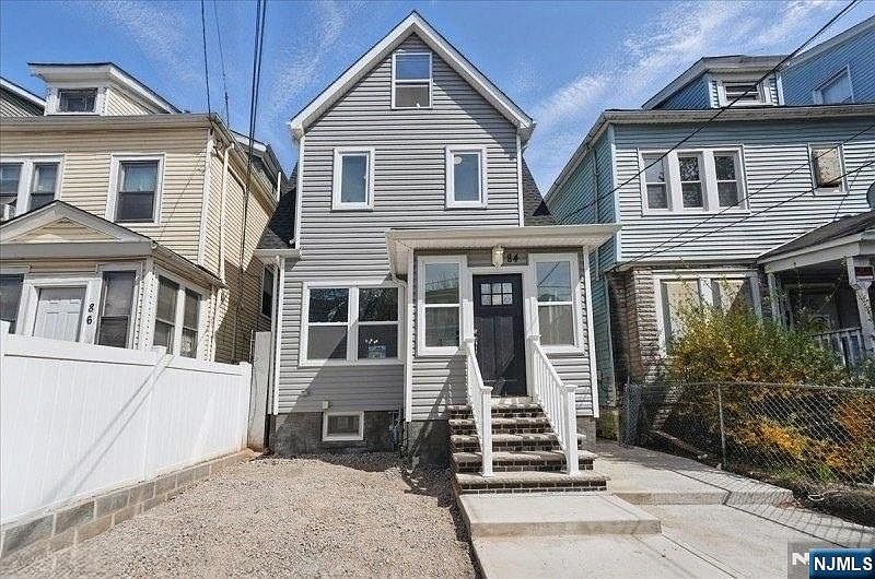 1st image of 64 Chelsea