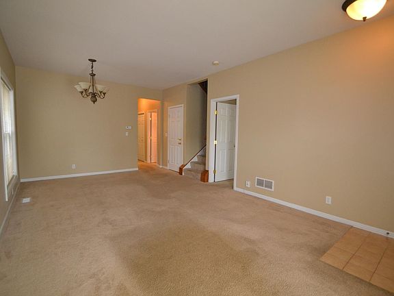5th image of 0N434 Dooley Dr